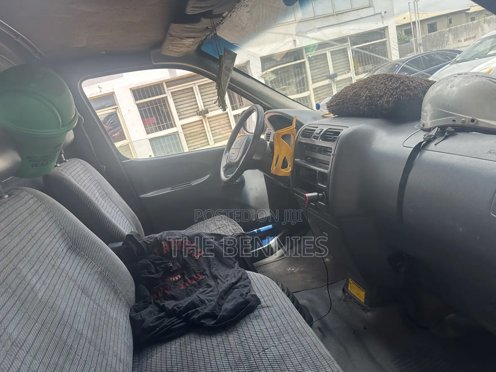Toyota HiAce 2004 Blue