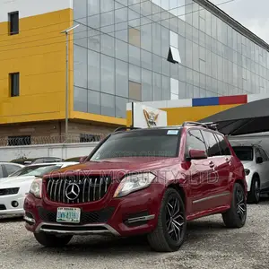 Mercedes-Benz GLK-Class 2014 Red