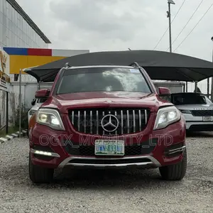 Mercedes-Benz GLK-Class 2014 Red