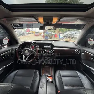 Mercedes-Benz GLK-Class 2014 Red