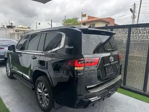 Toyota Land Cruiser 2023 Black