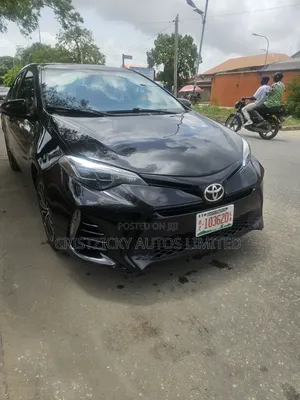 Toyota Corolla 2015 Black