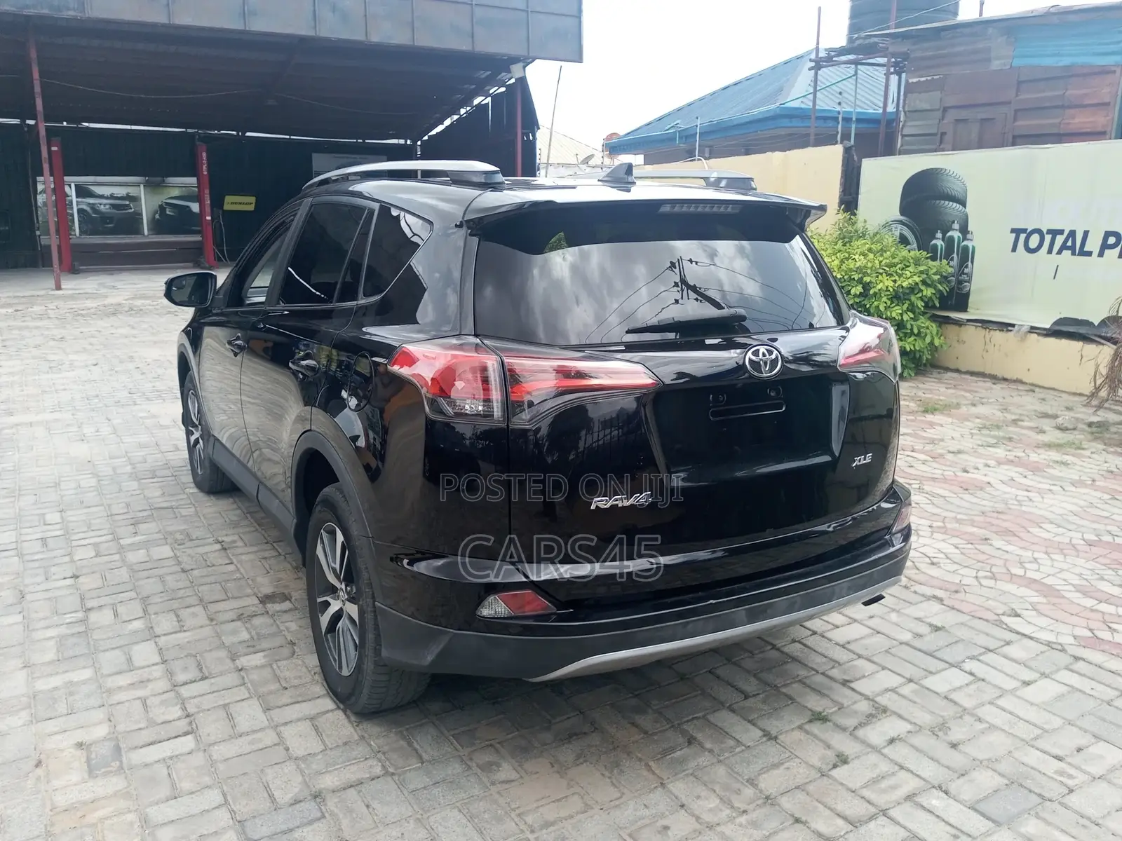 Toyota RAV4 2017 Black