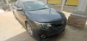 Toyota Camry 2012 Gray