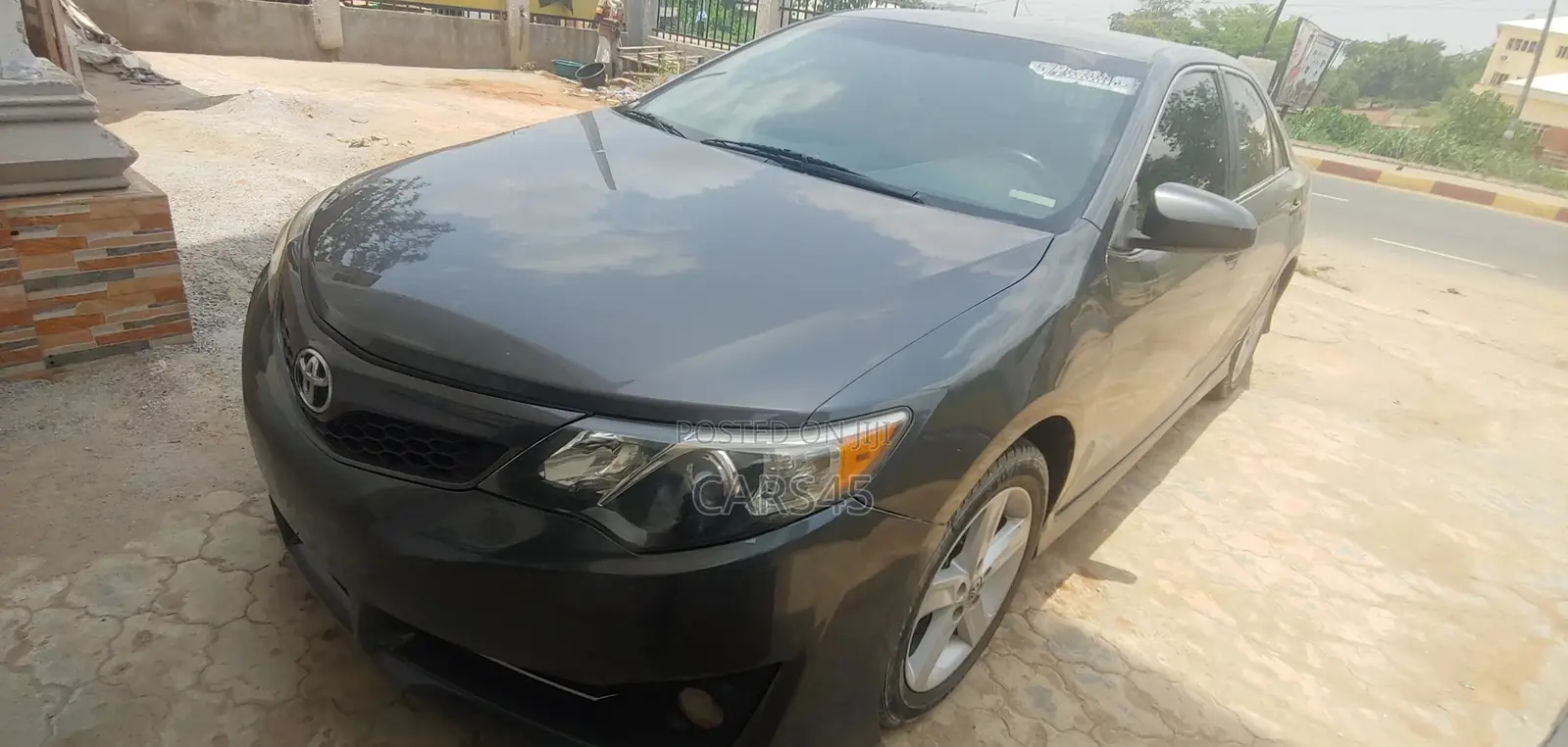 Toyota Camry 2012 Gray