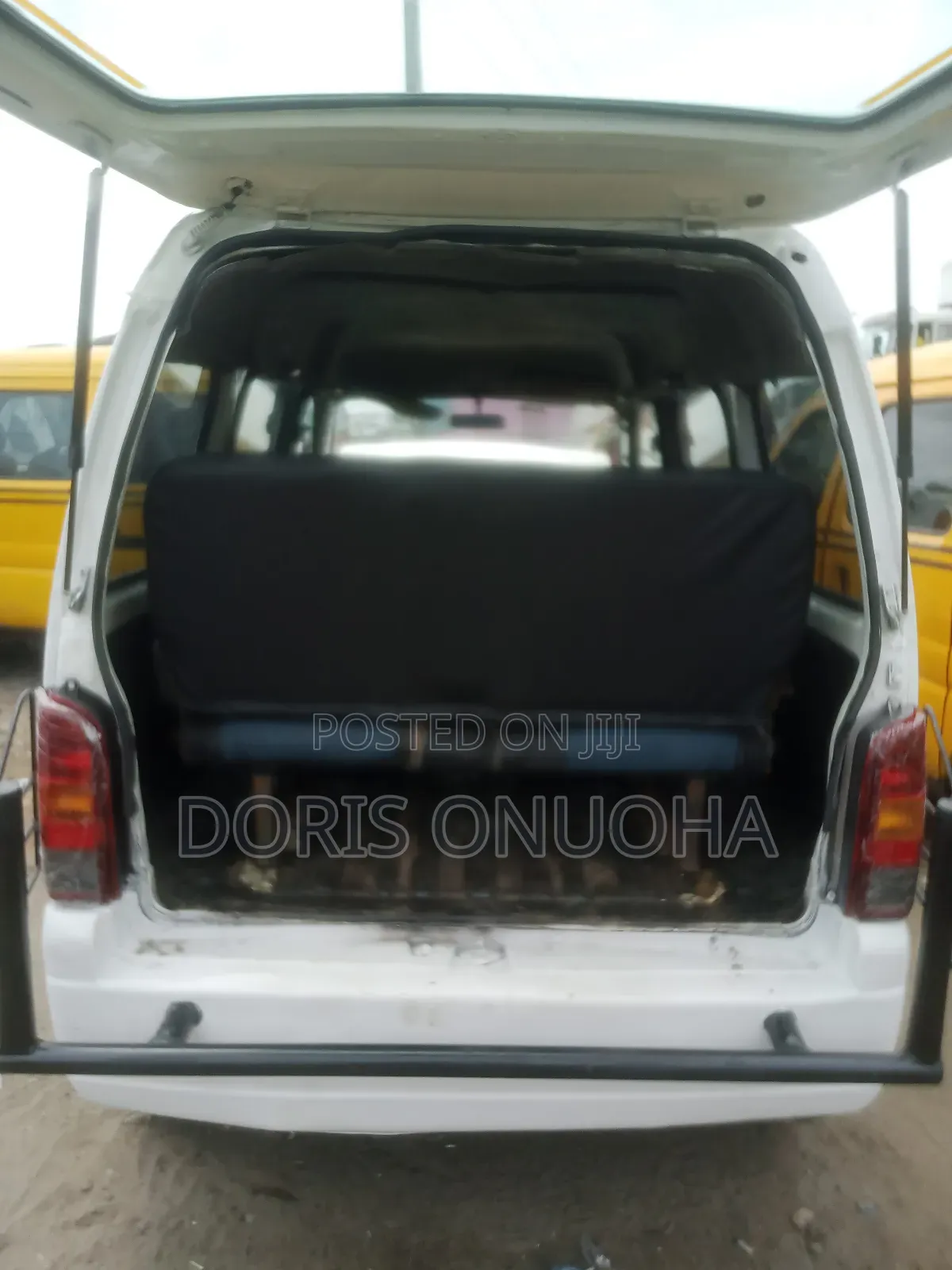 Suzuki Every 2023 White