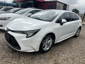 Toyota Corolla 2021 White