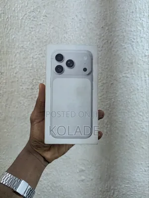 New Apple iPhone 17 Pro 256 GB White