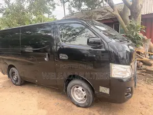 Nissan Caravan (Urvan) 2013 Black