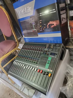 12 Channel Live Mixer