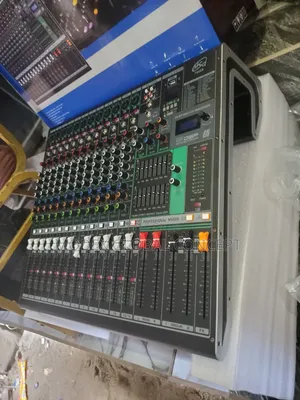 12 Channel Live Mixer