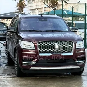Lincoln Navigator Standard 4x4 2020 Burgundy
