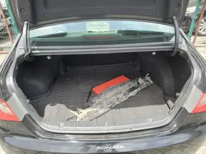 Hyundai Sonata 2011 Black
