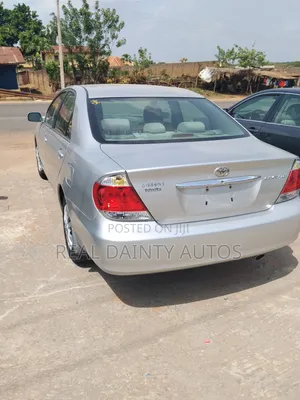 Toyota Camry LE 4dr Sedan (2.4L 4cyl 5A) 2006 Silver