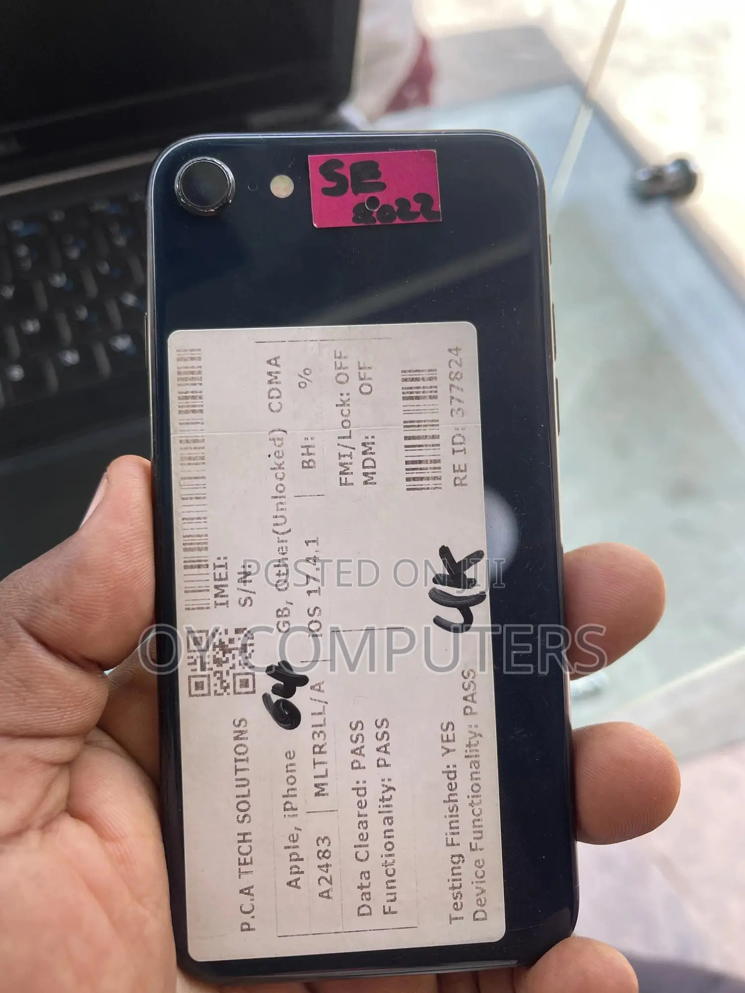 Apple iPhone SE 64 GB Black