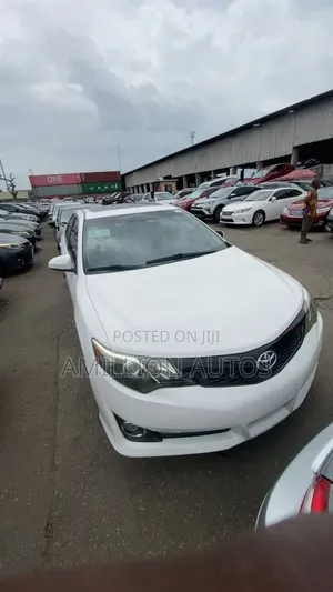 Toyota Camry 2013 White