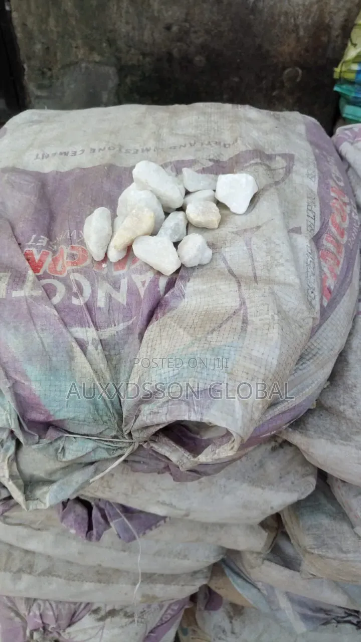 White Stone Chippings