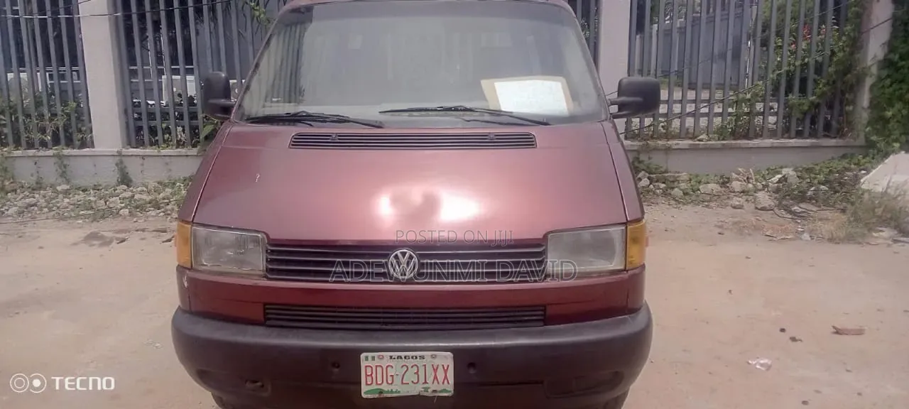 Volkswagen Transporter 2003 Red