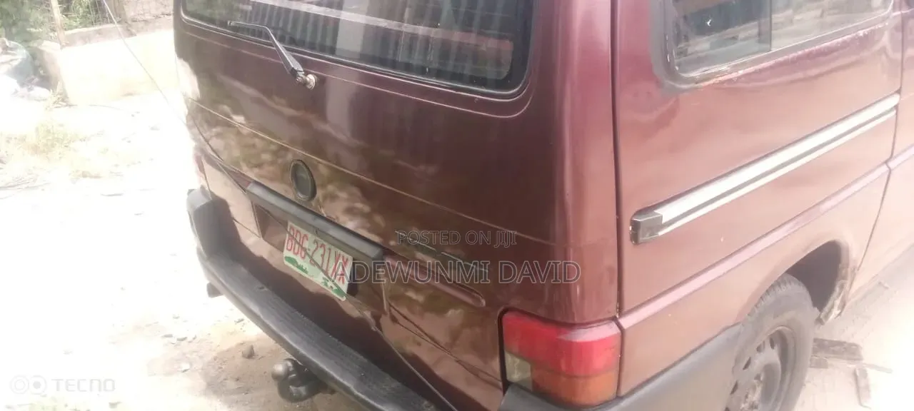 Volkswagen Transporter 2003 Red