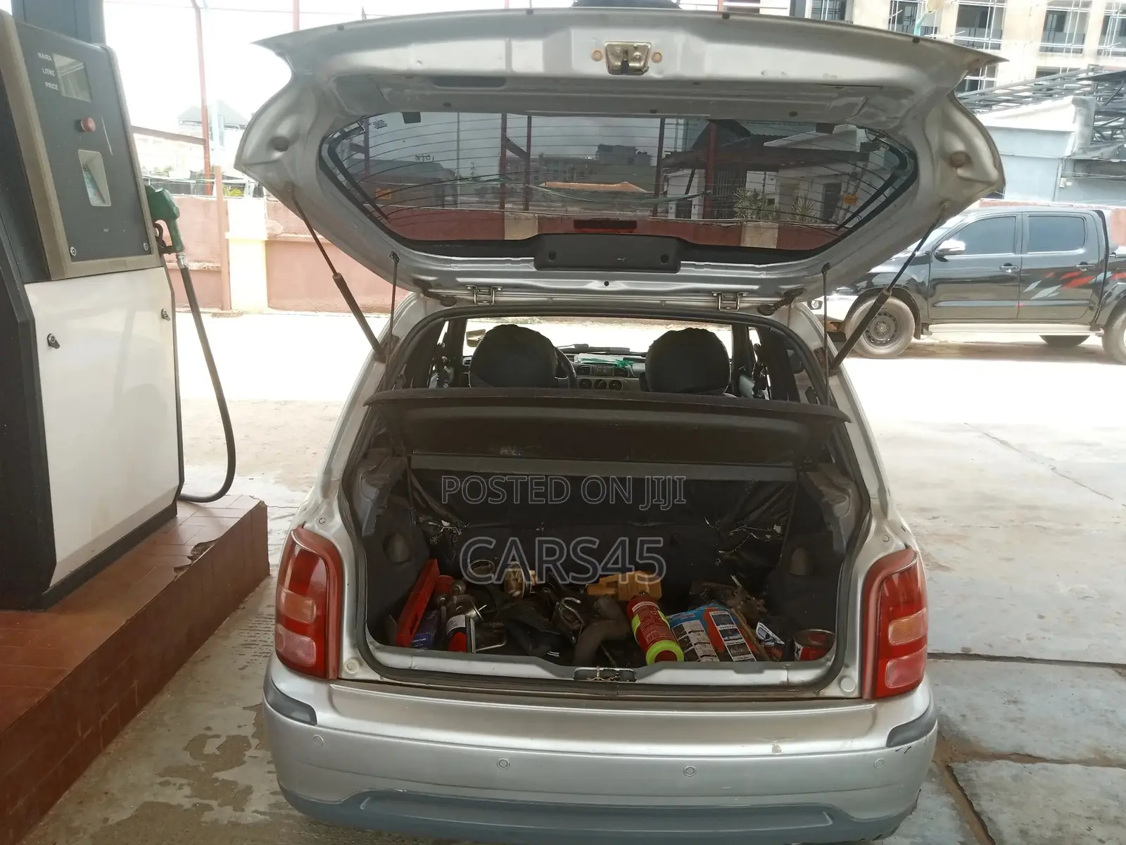 Nissan Micra 2001 Gray
