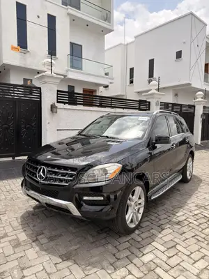 Mercedes-Benz M Class ML350 4MATIC 4dr SUV AWD (3.5L 6cyl 7A) 2015