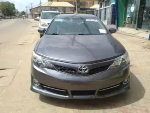 Toyota Camry 2014 Gray