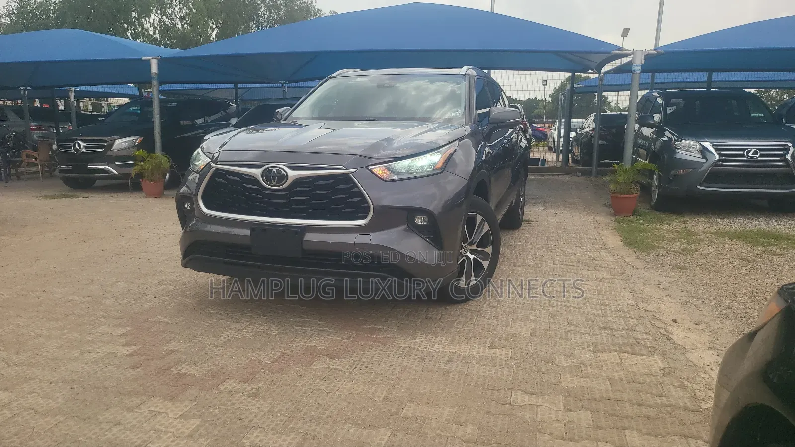 Toyota Highlander 2021 Gray