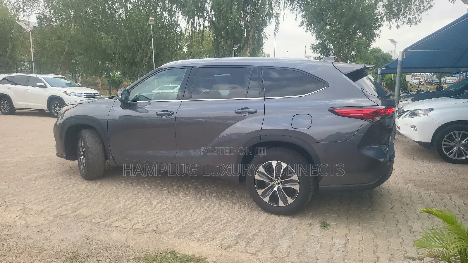 Toyota Highlander 2021 Gray