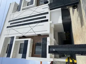 2bdrm Block of Flats for sale