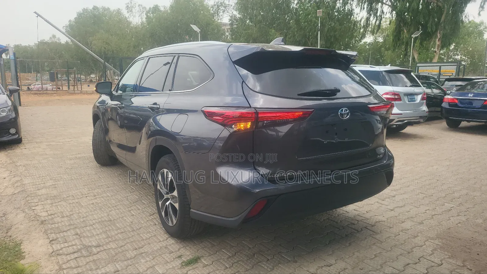 Toyota Highlander 2021 Gray