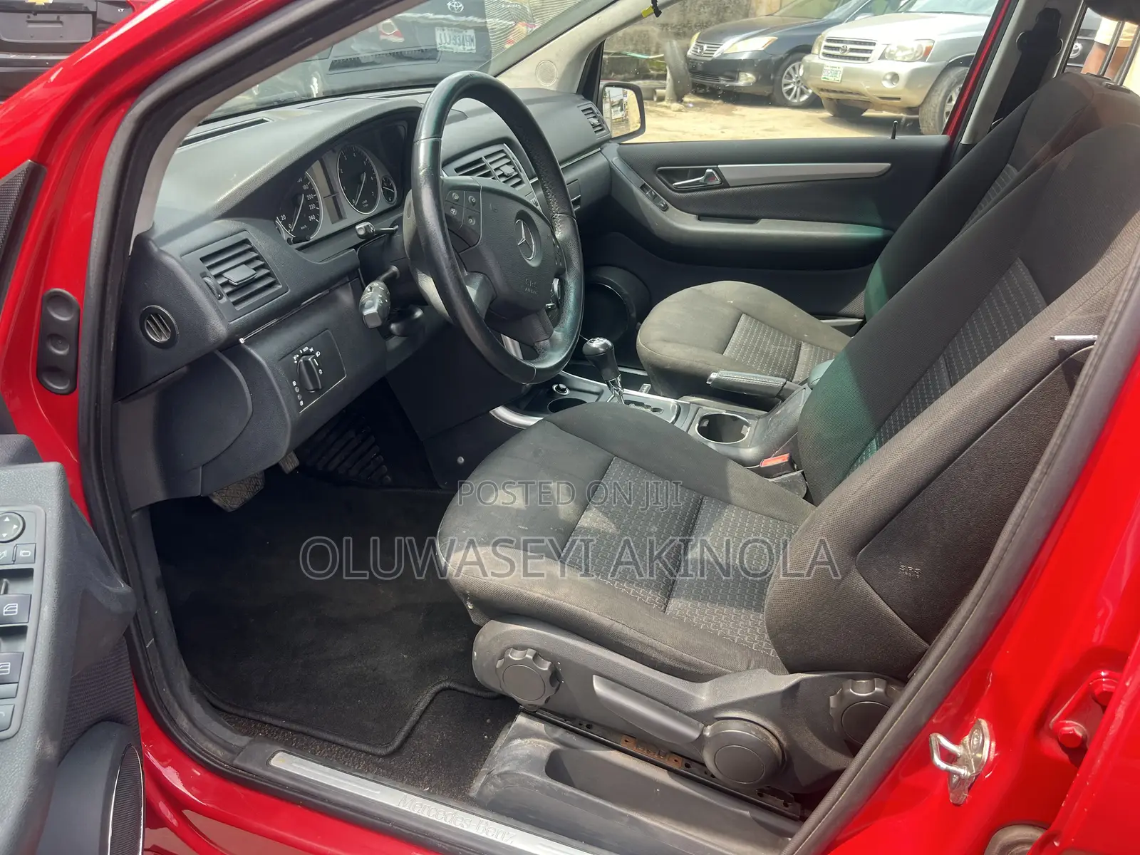 Mercedes-Benz B-Class 2010 Red