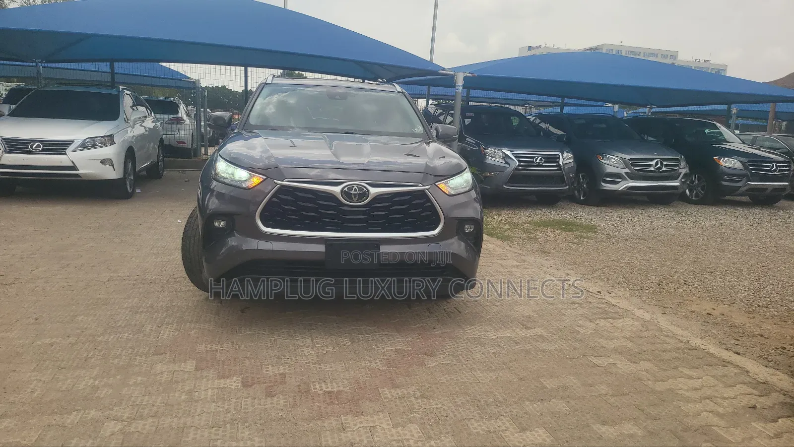 Toyota Highlander 2021 Gray