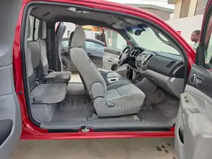 Toyota Tacoma Access Cab V6 2010 Red