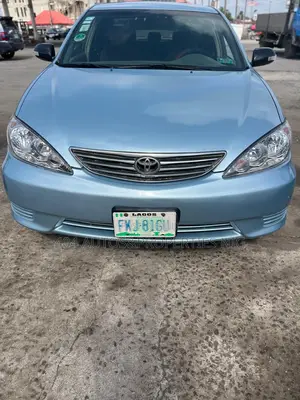 Toyota Camry LE 4dr Sedan (2.4L 4cyl 5A) 2006
