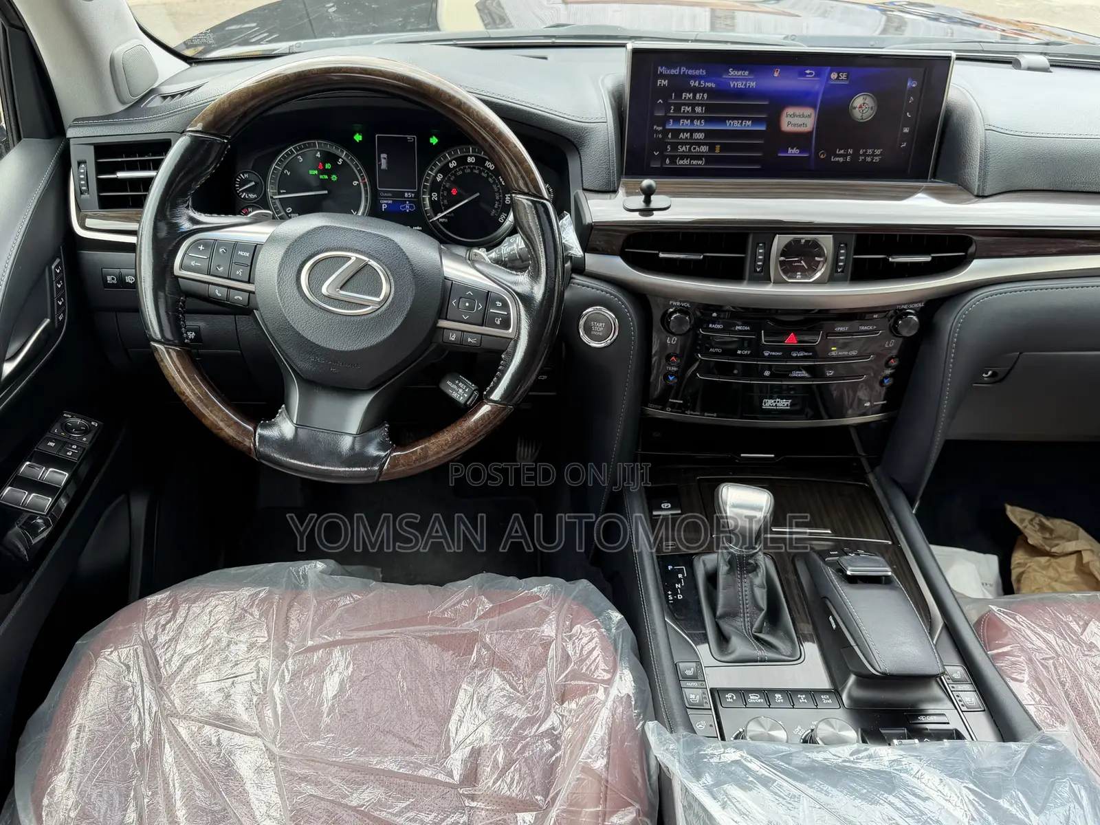 Lexus LX 570 AWD 2016 Black