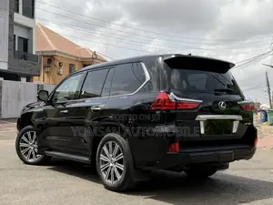 Lexus LX 570 AWD 2016 Black