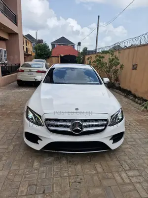 Mercedes-Benz E300 2019 White