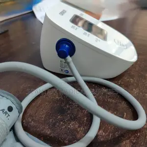 Portable Blood Pressure Monitor – Lightweight Health Tracking Device