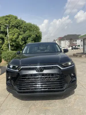 New Toyota Highlander Limited 2025 Black