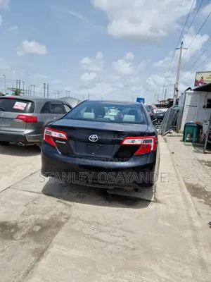 Toyota Camry LE 4dr Sedan (2.5L 4cyl 6A) 2013 Black