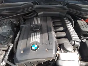 BMW 523i 2008 Gray