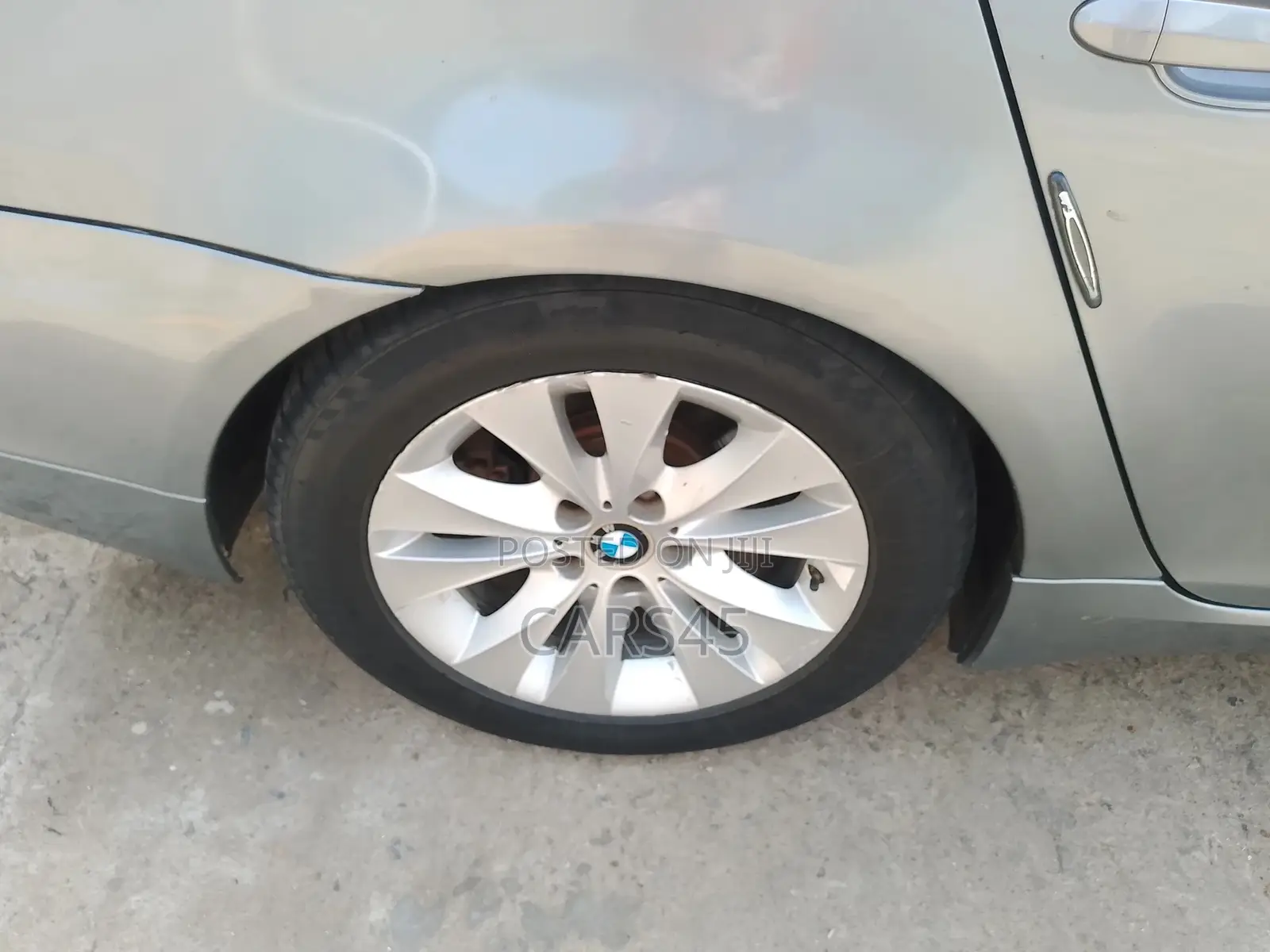 BMW 523i 2008 Gray