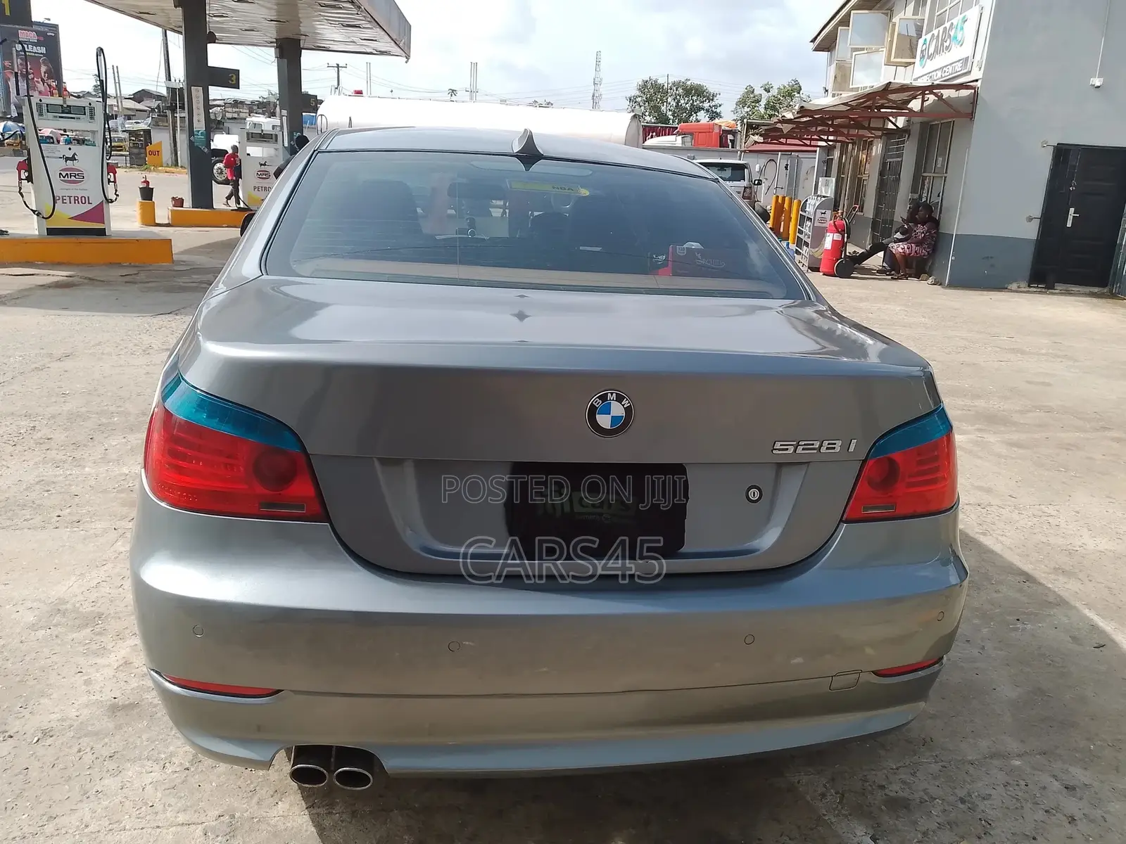 BMW 523i 2008 Gray