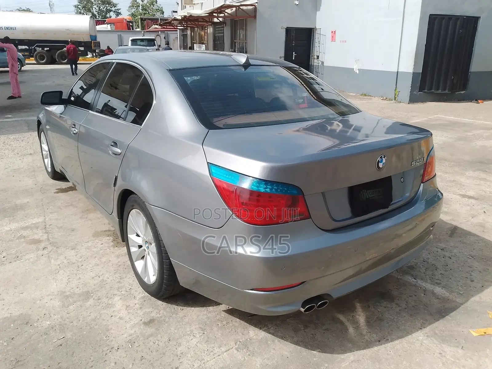 BMW 523i 2008 Gray