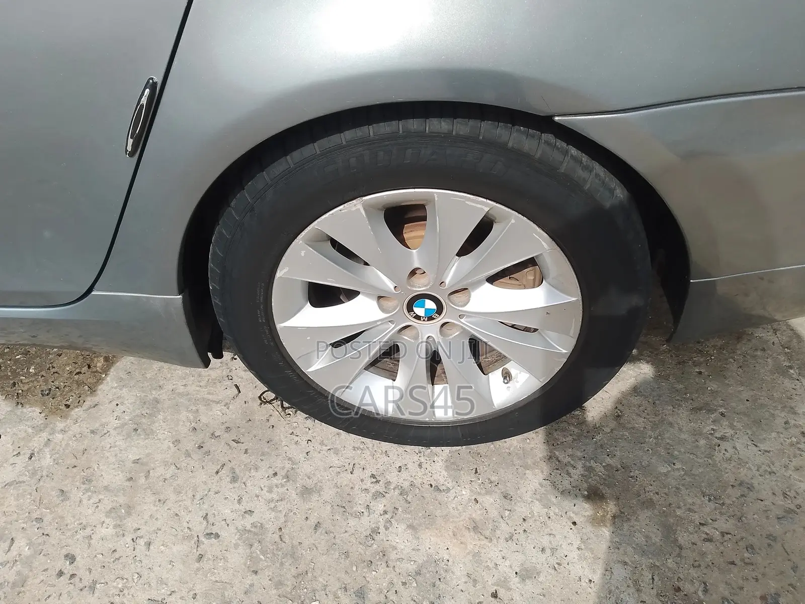 BMW 523i 2008 Gray