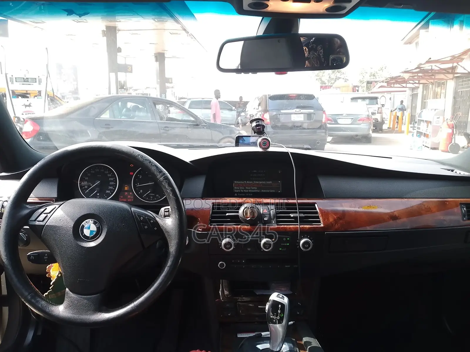 BMW 523i 2008 Gray