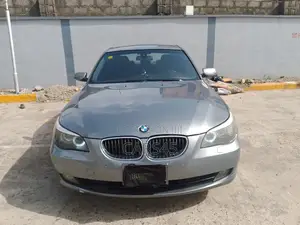 BMW 523i 2008 Gray