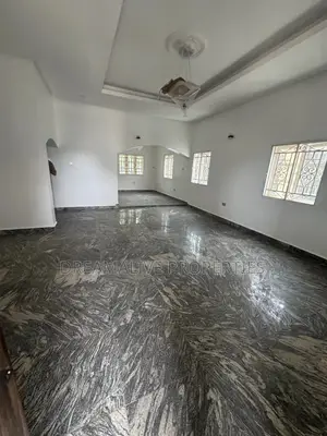 4bdrm Bungalow in Mabglobal, Karsana for rent