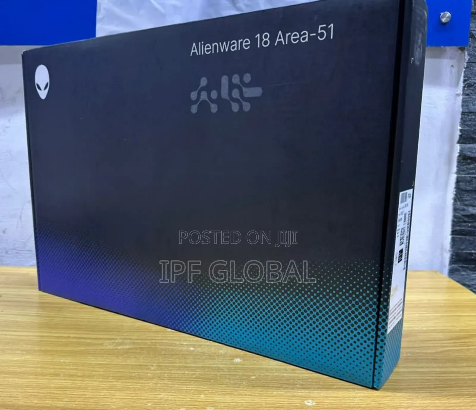 New Laptop Alienware 18 Area-51 32GB Intel Core Ultra 9 SSD 2T