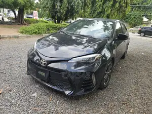 Toyota Corolla 2014 Black